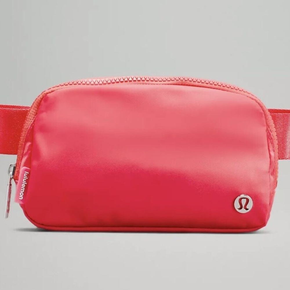 Lululemon Belt Bag - Pale Raspberry